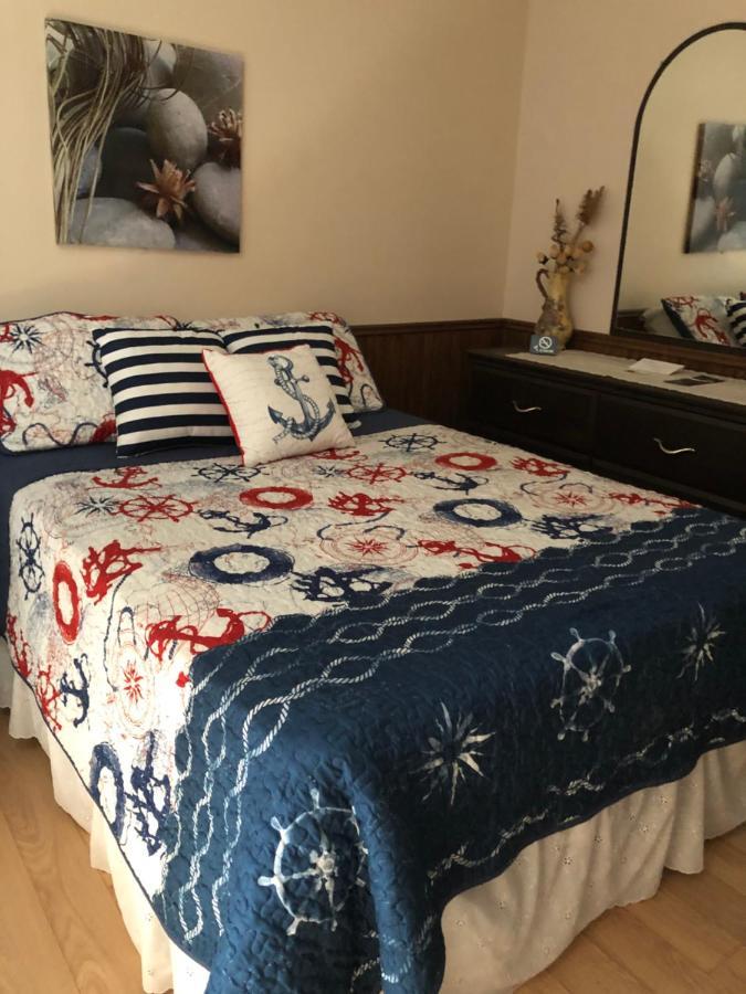 Hotel Sous La Croix 152725 Tadoussac Εξωτερικό φωτογραφία