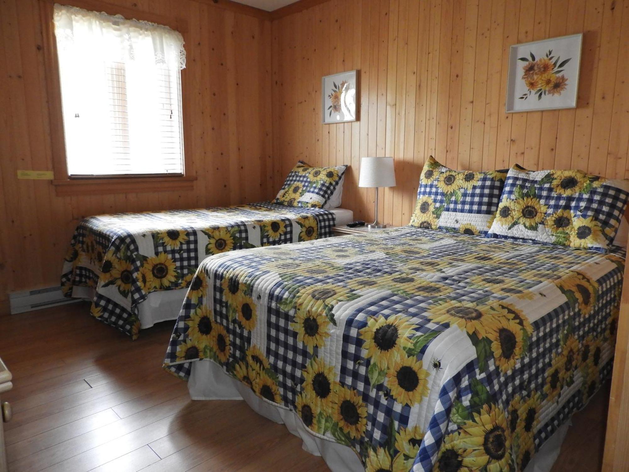 Hotel Sous La Croix 152725 Tadoussac Εξωτερικό φωτογραφία