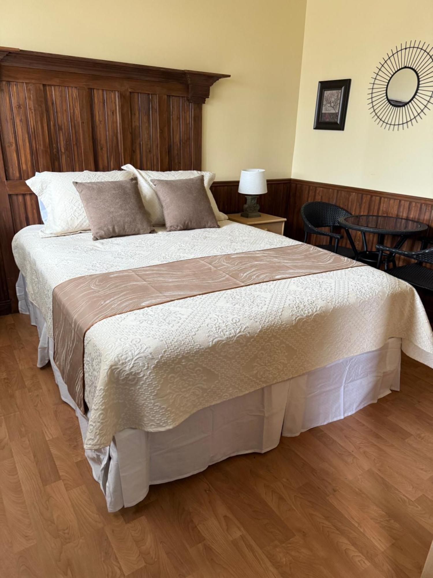 Hotel Sous La Croix 152725 Tadoussac Εξωτερικό φωτογραφία